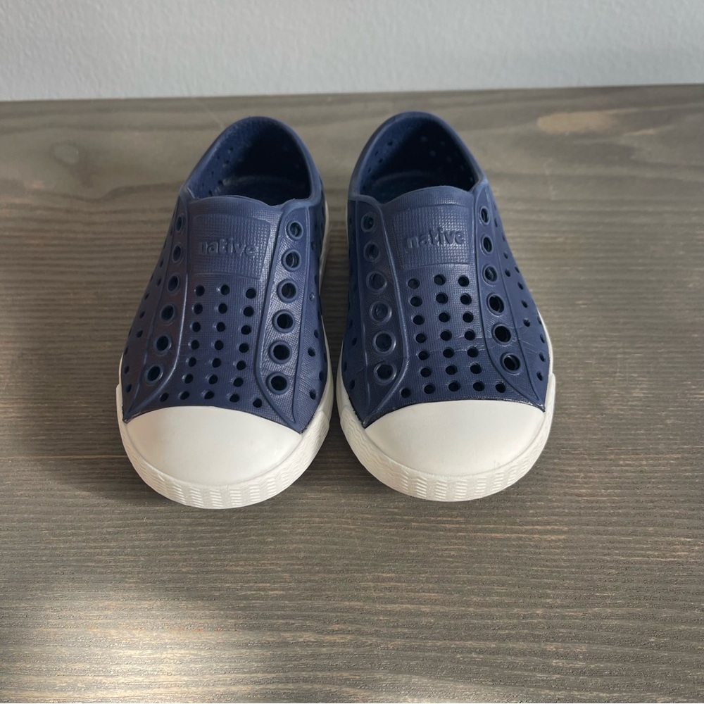 NWOT Native Jefferson Slip On Sneaker Navy